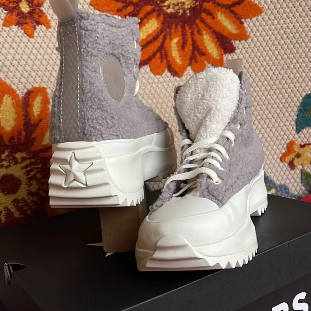 Converse 172202C
RUN STAR HIKE HI
VAPOR MAUVENECHETNIOLET ORE
Men’s platforms - Picture 10 of 16